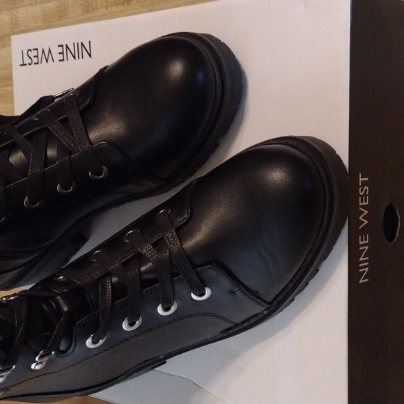 Nine West NIB black with leopard detail boots - Picture 6 of 8